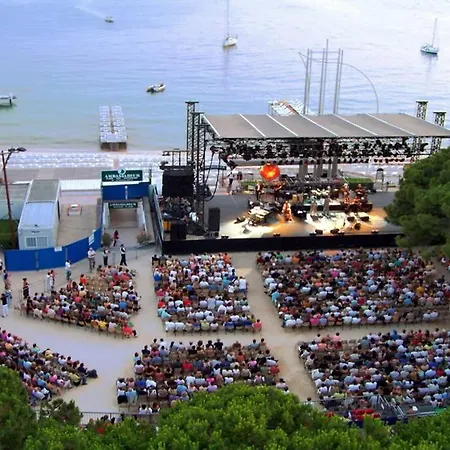 Port Vauban F3 Refait A Neuf Αντίμπ