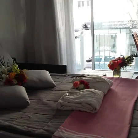 Port Vauban F3 Refait A Neuf *