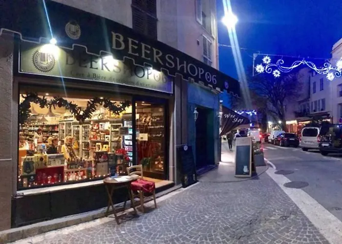 Port Vauban F3 Refait A Neuf Antibes