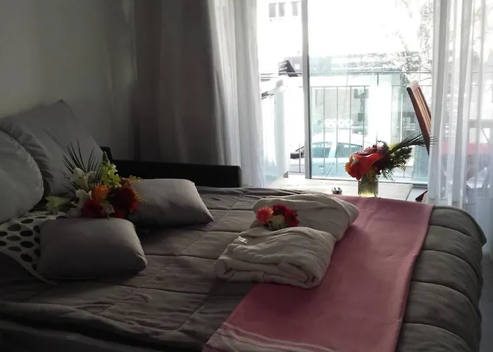 Port Vauban F3 Refait A Neuf *