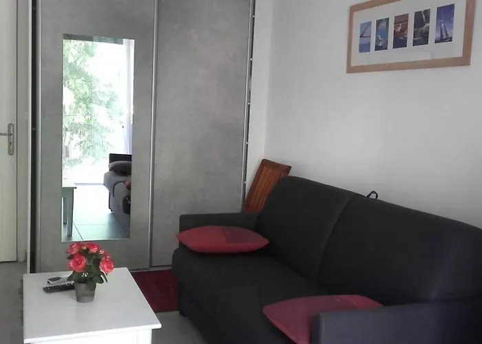 Port Vauban F3 Refait A Neuf Αντίμπ